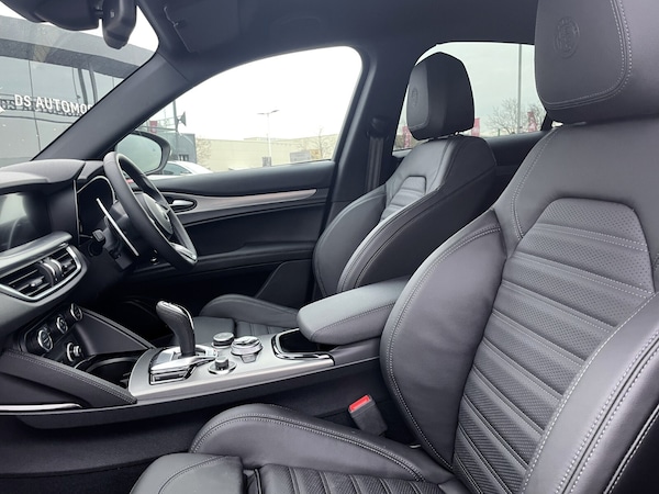 Used Alfa Romeo Stelvio 2024 for sale - 75354903: Photo 32