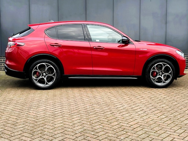 Used Alfa Romeo Stelvio 2024 for sale - 75354903: Photo 4