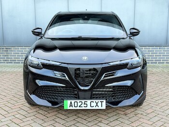 Used Alfa Romeo Junior 2025 for sale - 76977868: Photo