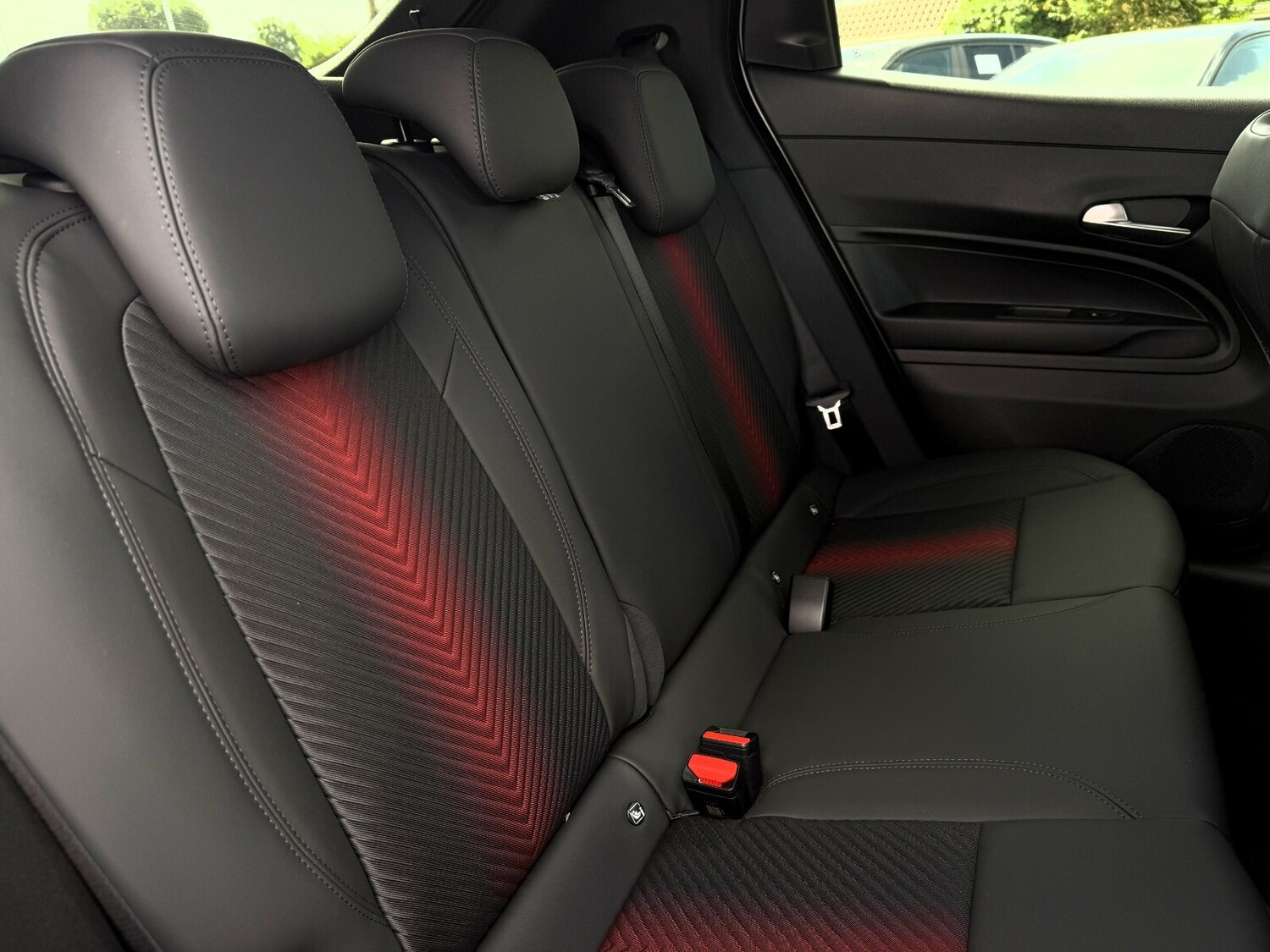 Used Alfa Romeo Junior 2025 for sale - 76977868: Photo 33