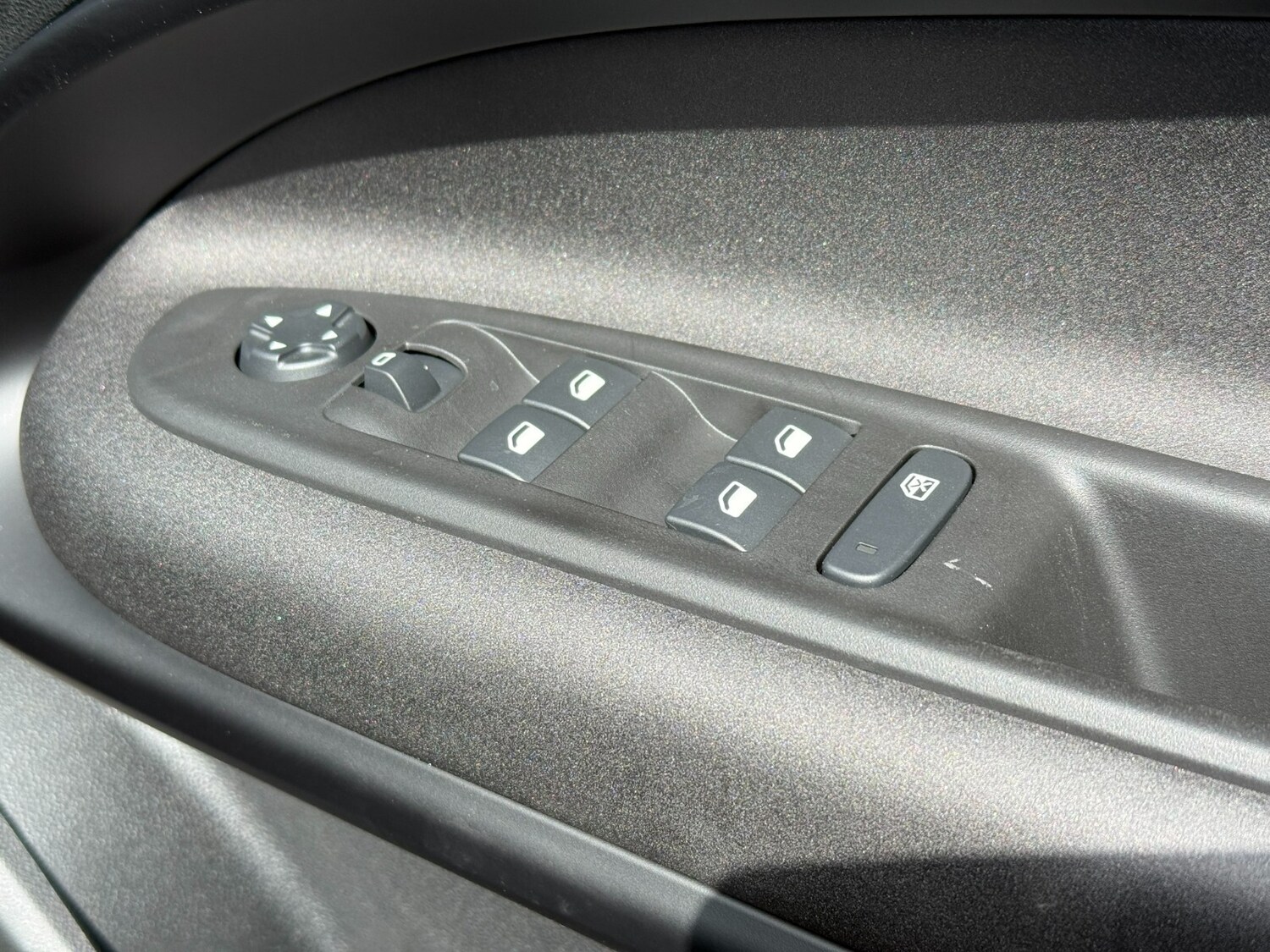 Used Alfa Romeo Junior 2025 for sale - 76977868: Photo 36