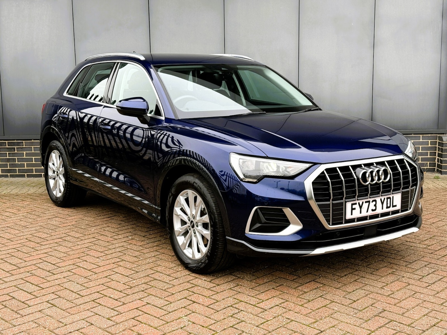 Used Audi Q3 2023 for sale - 76869885: Photo 1