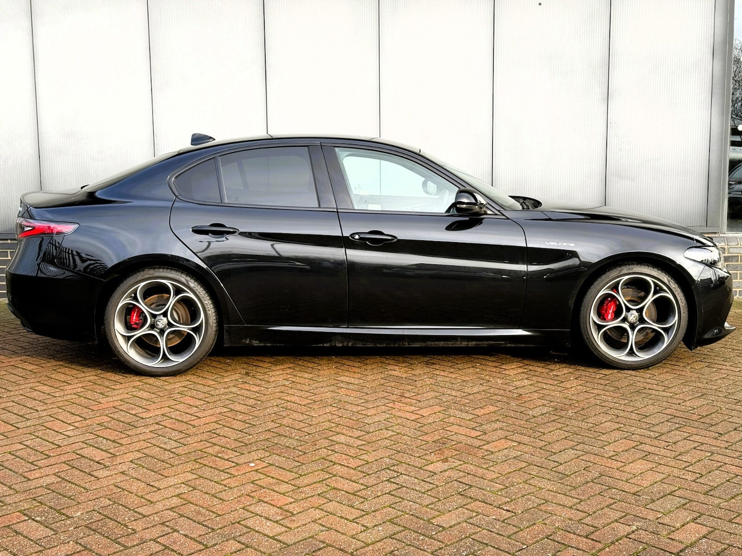 Used Alfa Romeo Giulia 2024 for sale - 77205750: Photo 4