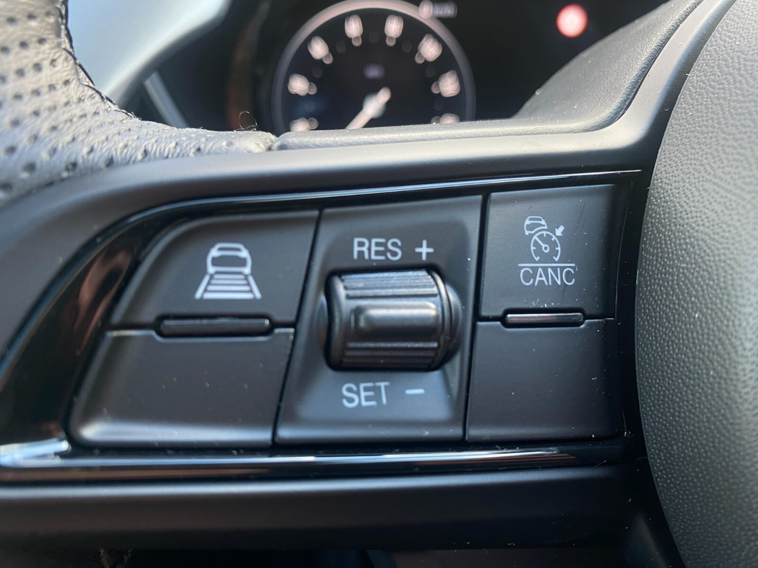 Used Alfa Romeo Giulia 2024 for sale - 77205750: Photo 44