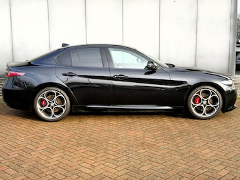 Used Alfa Romeo Giulia 2024 for sale - 77205750: Photo