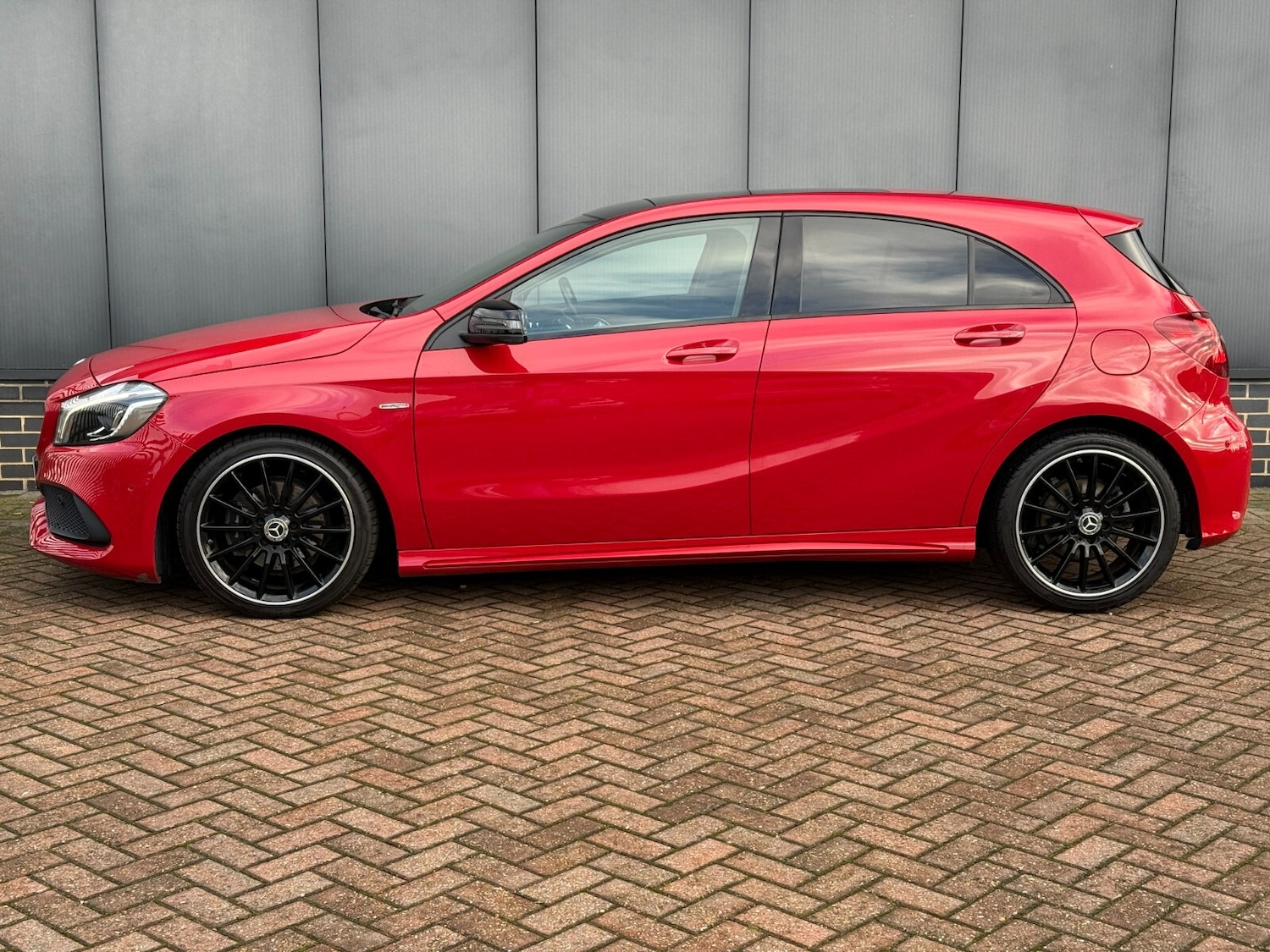 Used Mercedes-Benz A-Class 2018 for sale - 76871514: Photo 10