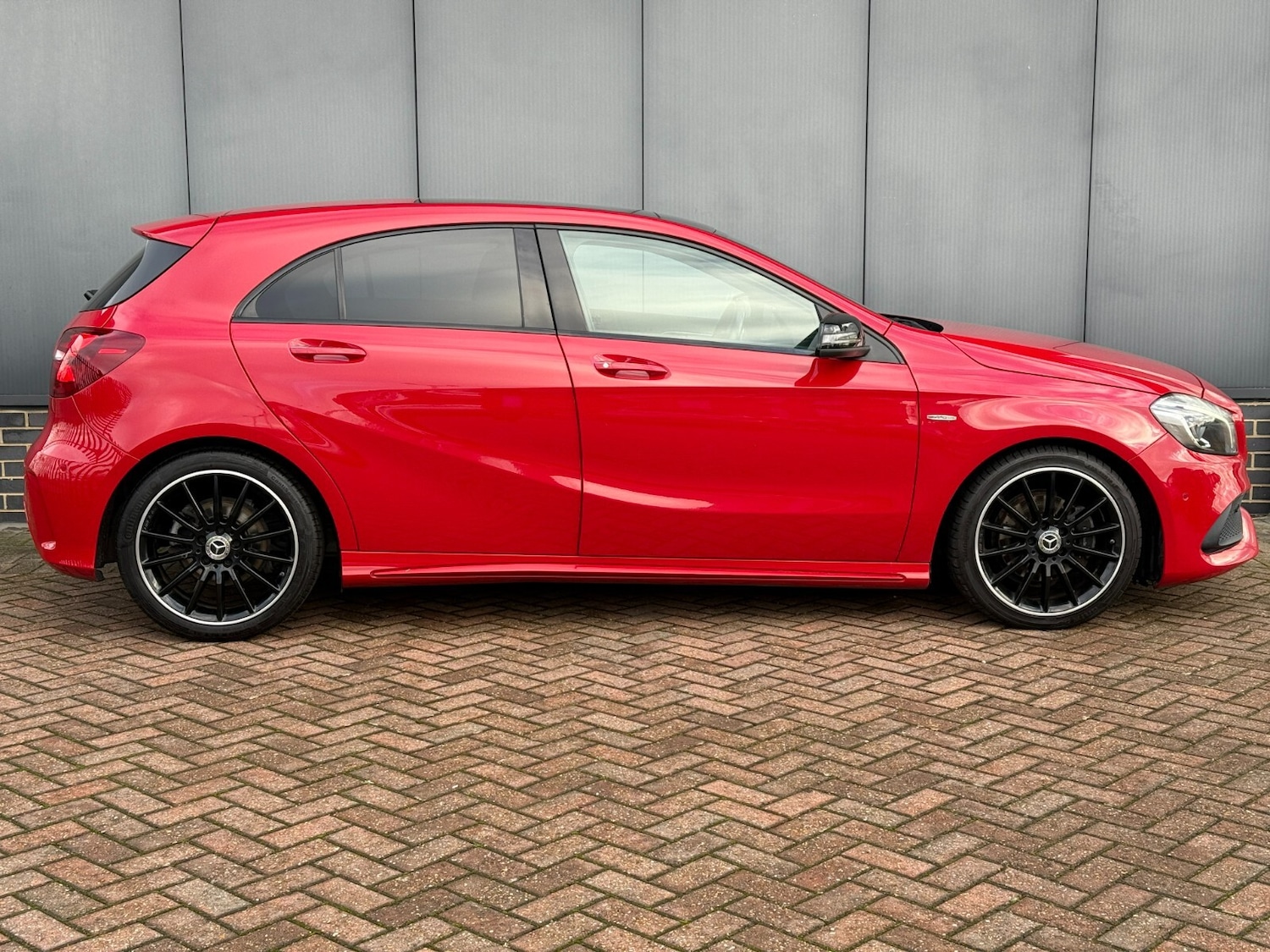 Used Mercedes-Benz A-Class 2018 for sale - 76871514: Photo 5