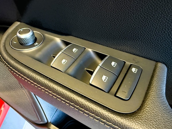 Used Alfa Romeo Giulia for sale - 76344137: Photo 24
