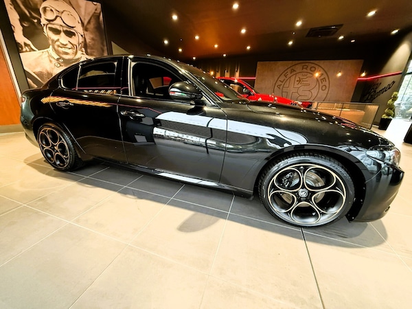 Used Alfa Romeo Giulia for sale - 76344137: Photo 4