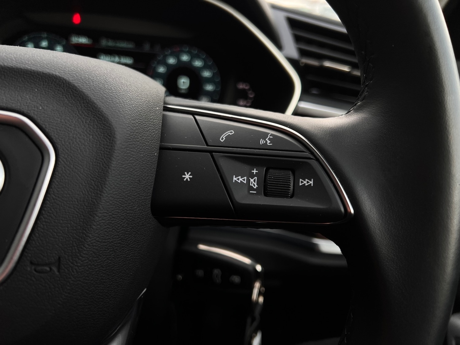 Used Audi Q3 2024 for sale - 77660319: Photo 10