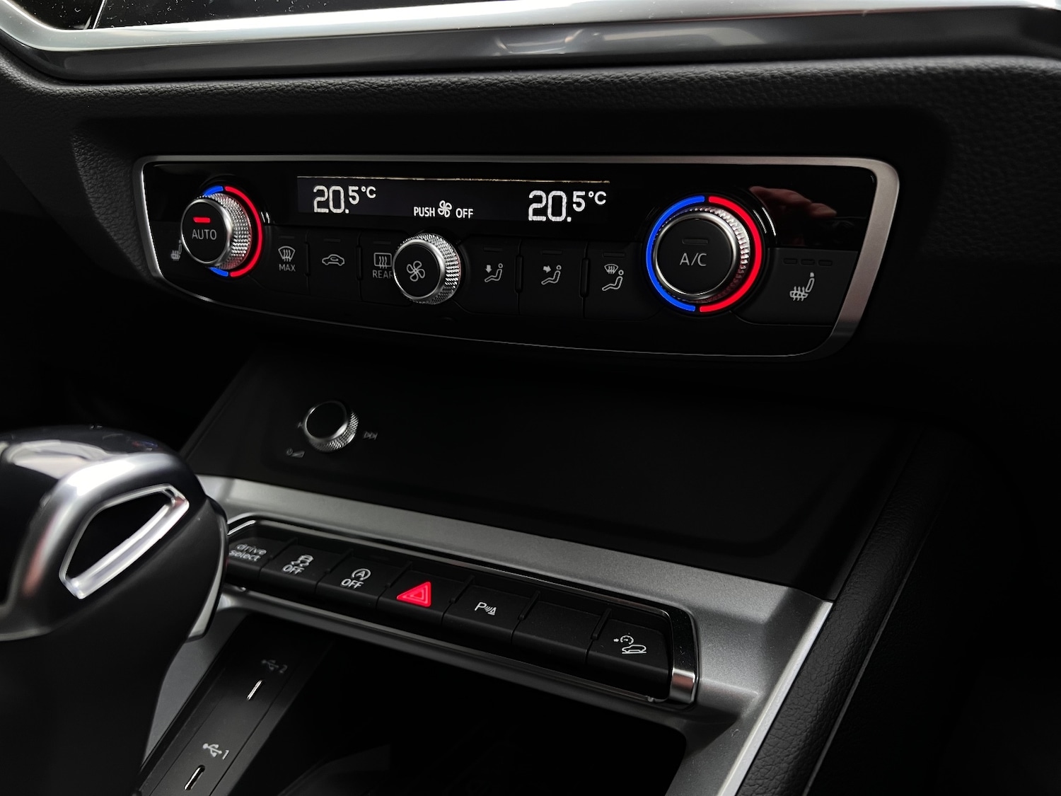 Used Audi Q3 2024 for sale - 77660319: Photo 13