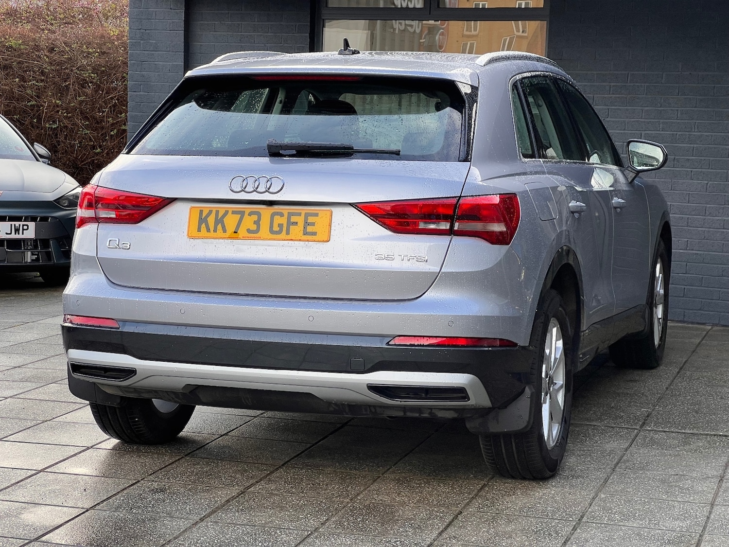 Used Audi Q3 2024 for sale - 77660319: Photo 2