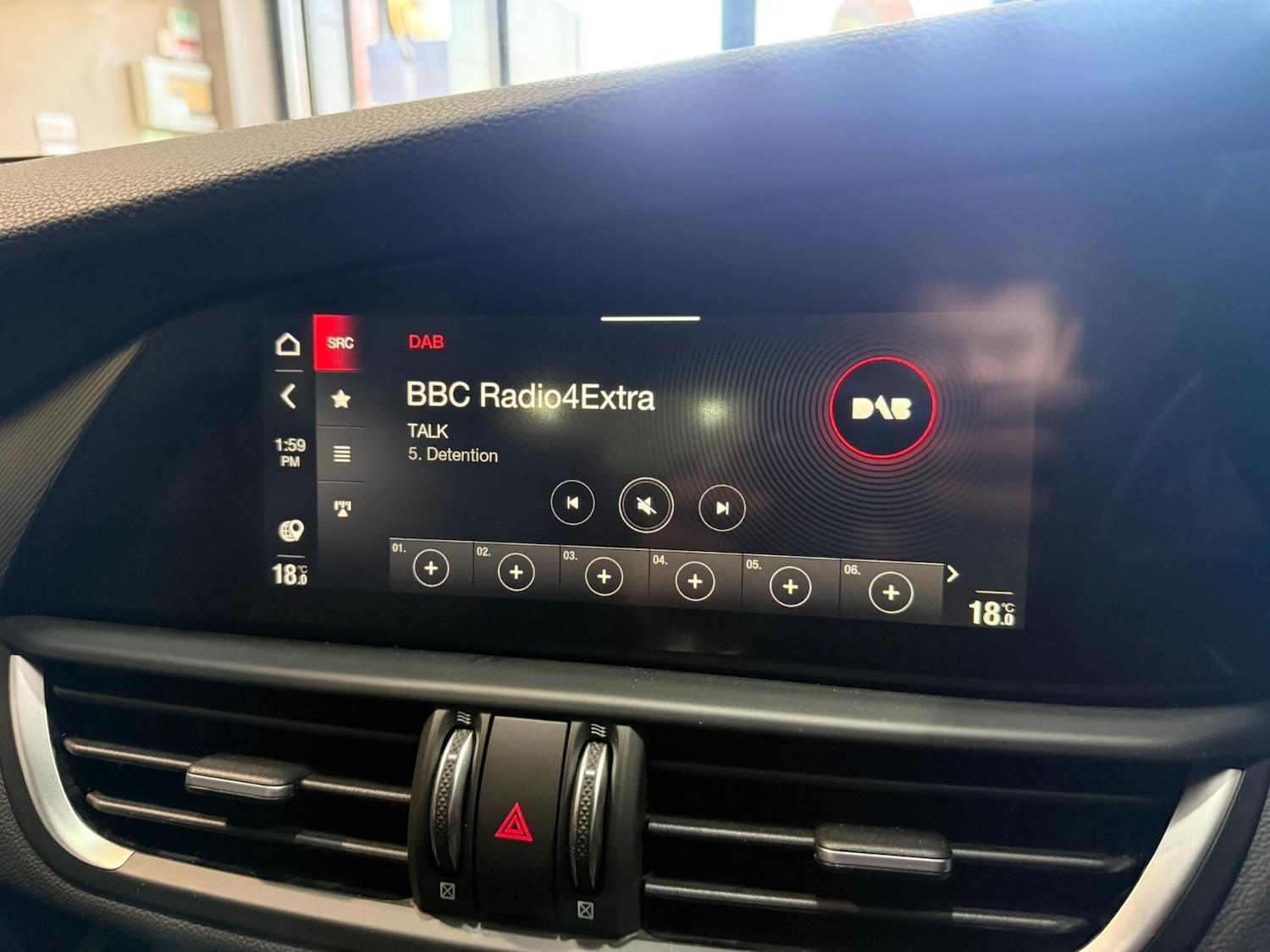 Used Alfa Romeo Giulia 2024 for sale - 77942073: Photo 37