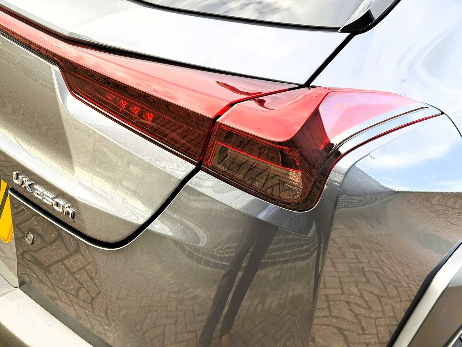 Used Lexus UX 2023 for sale - 76869625: Photo 18