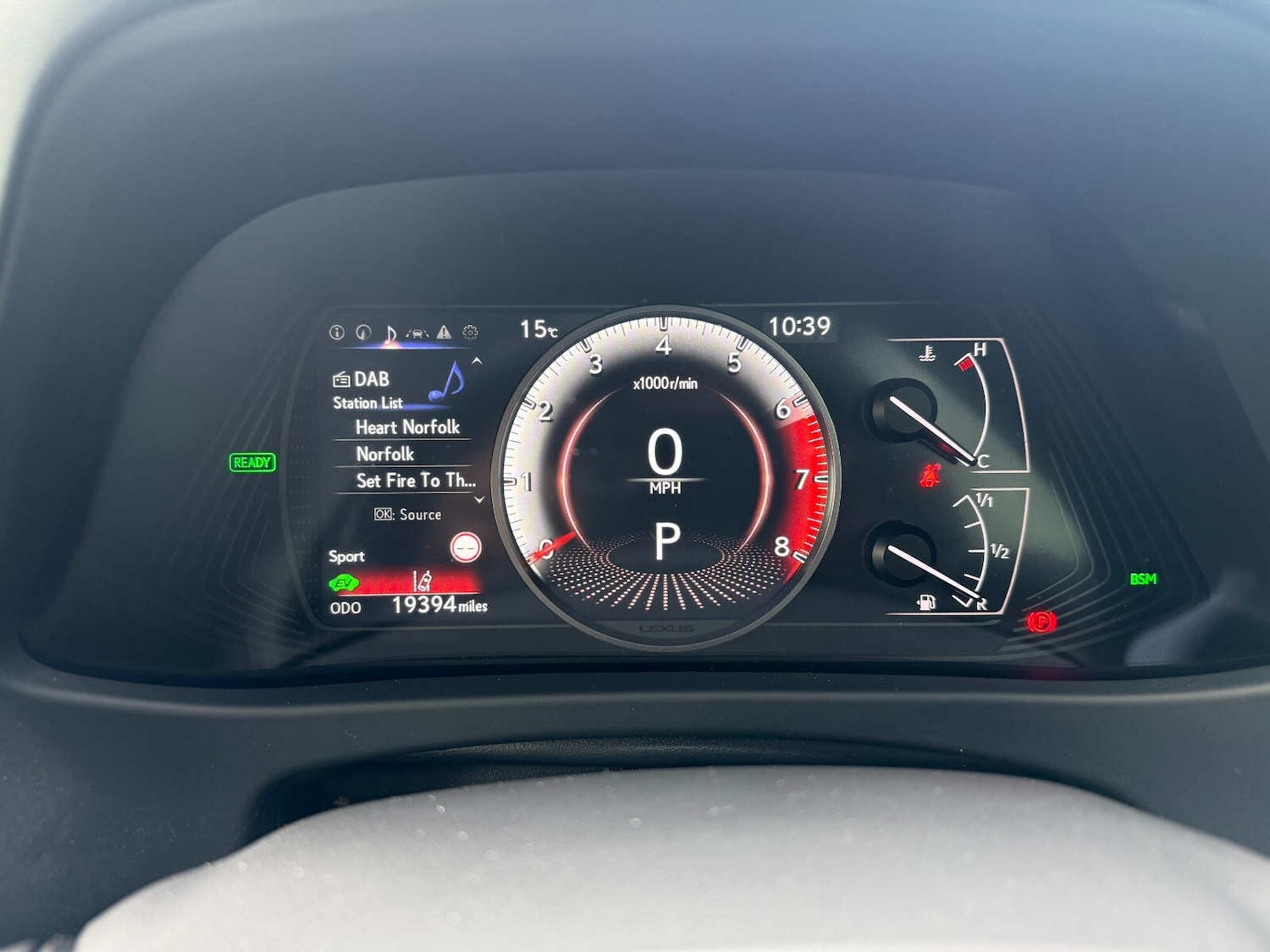 Used Lexus UX 2023 for sale - 76869625: Photo 38