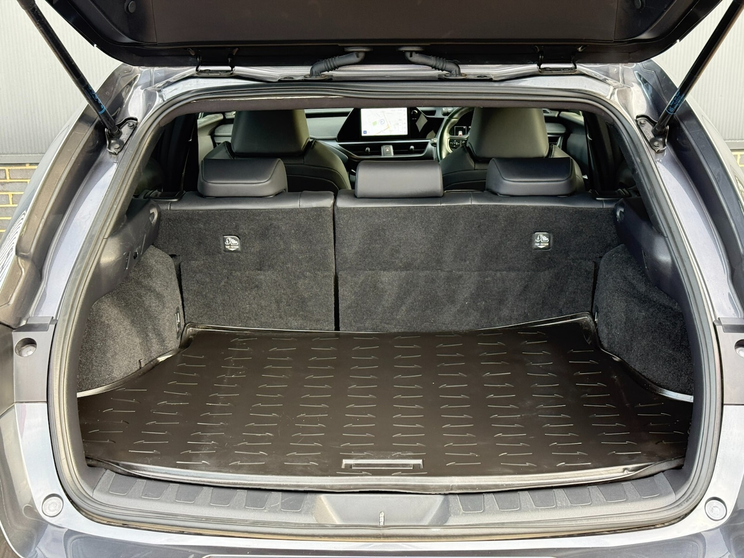 Used Lexus UX 2023 for sale - 76869625: Photo 6