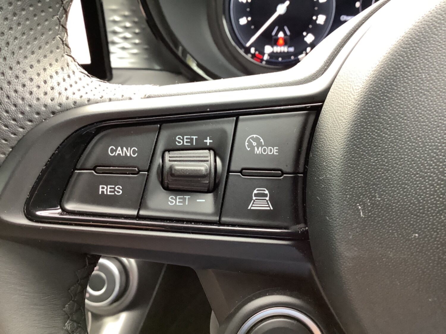 Used Alfa Romeo Tonale 2023 for sale - 76868688: Photo 39