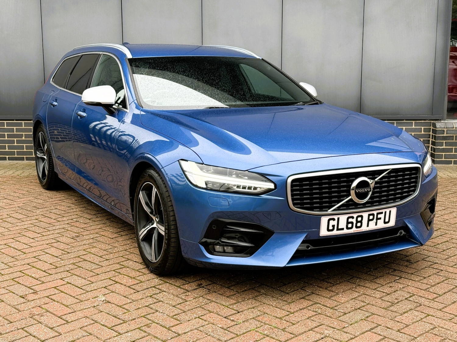 Used Volvo V90 2018 for sale - 75887020: Photo 1