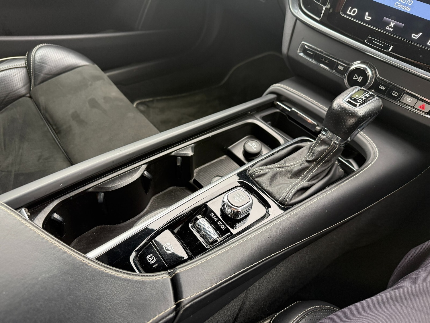 Used Volvo V90 2018 for sale - 75887020: Photo 29