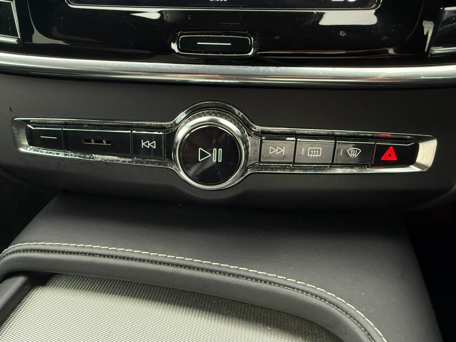 Used Volvo V90 2018 for sale - 75887020: Photo 31