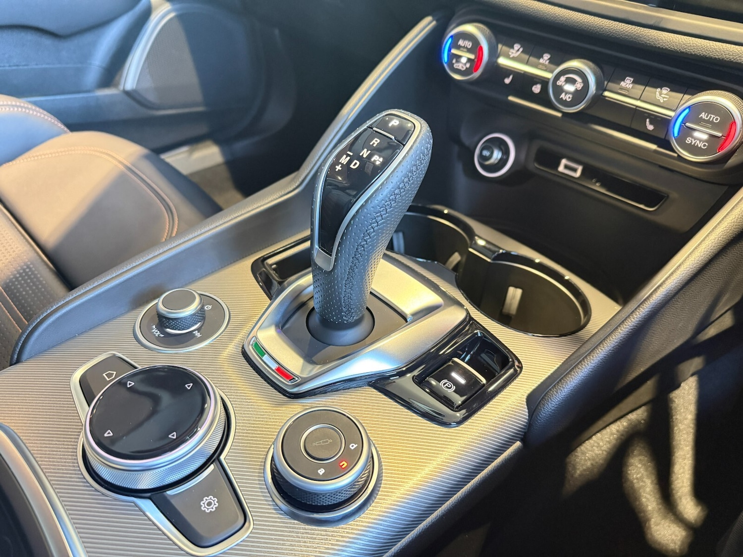 Used Alfa Romeo Giulia for sale - 76871187: Photo 27