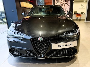 Used Alfa Romeo Giulia undefined for sale - 76871187: Photo