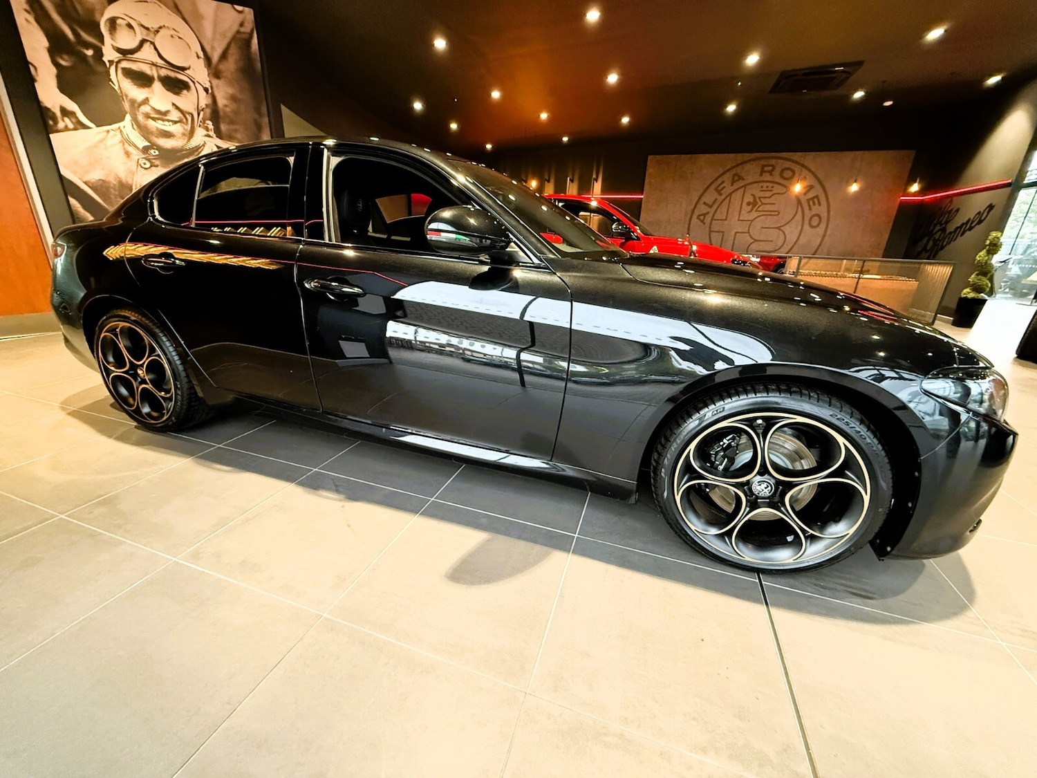 Used Alfa Romeo Giulia for sale - 76871187: Photo 5