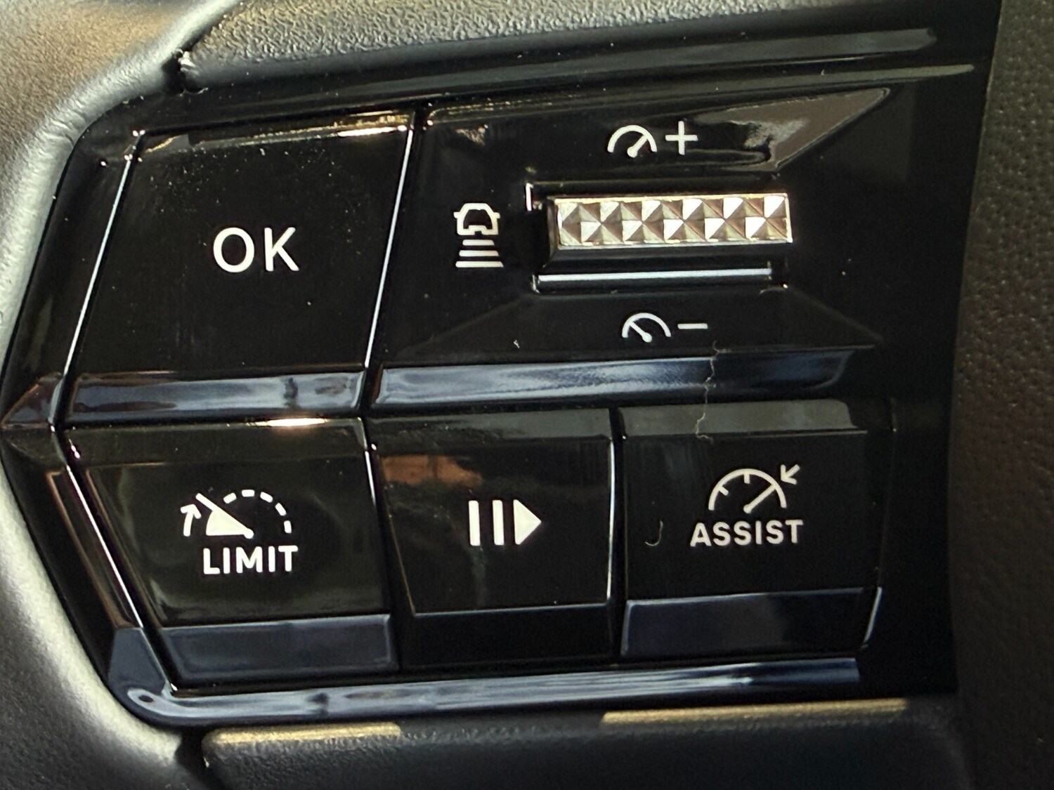 Vehicle 33