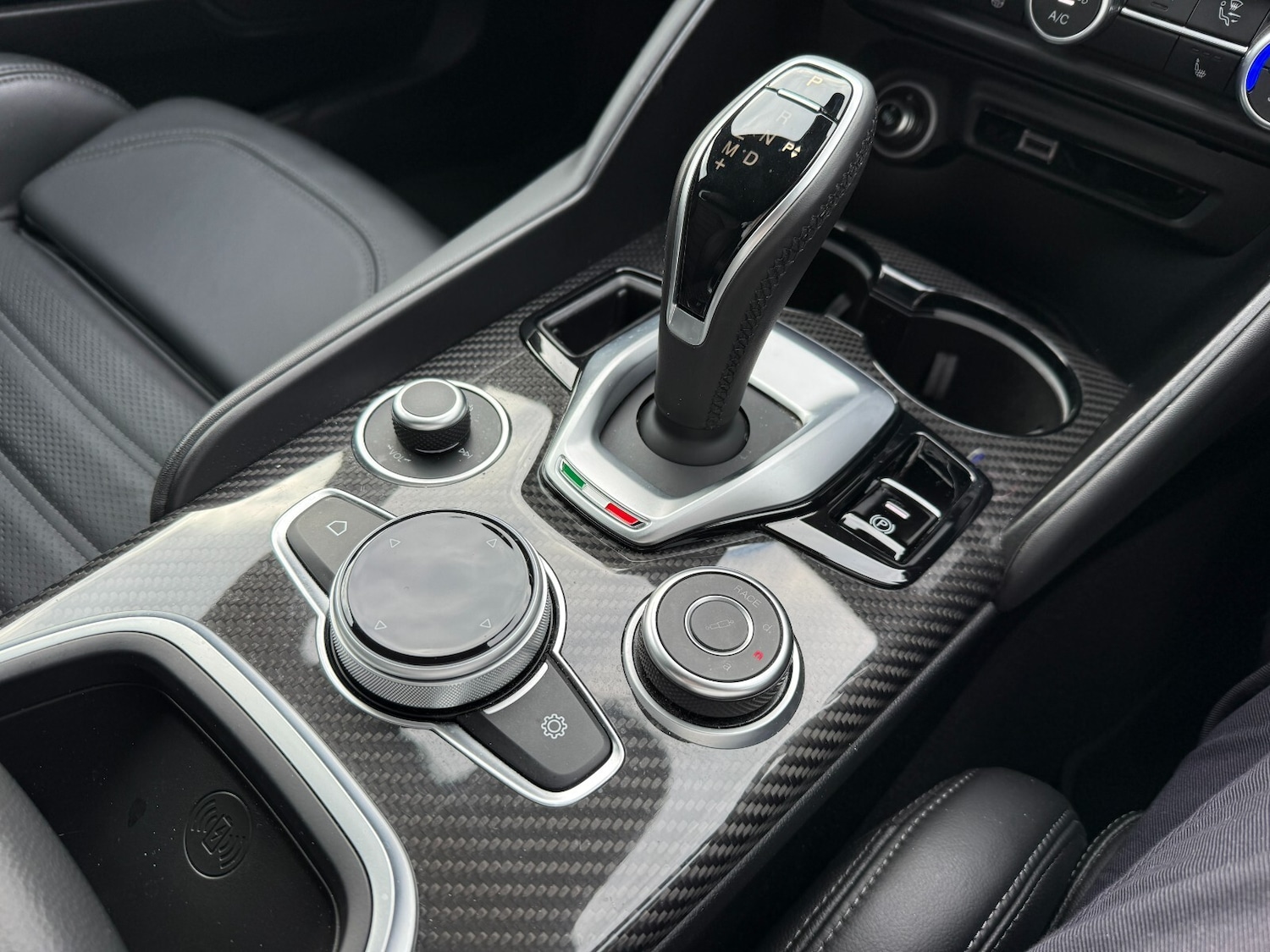 Used Alfa Romeo Giulia 2022 for sale - 77401400: Photo 33