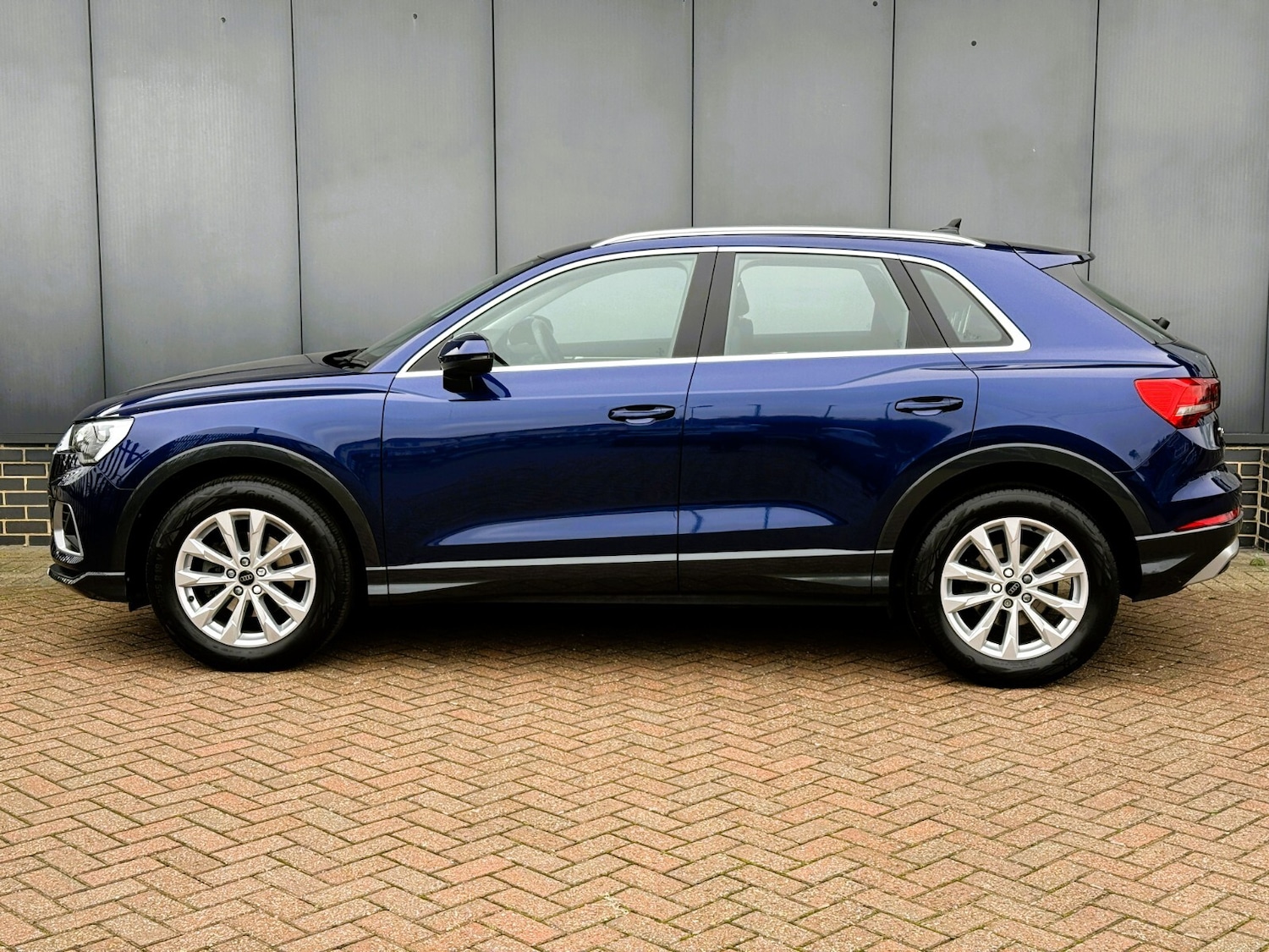 Used Audi Q3 2023 for sale - 75916993: Photo 8