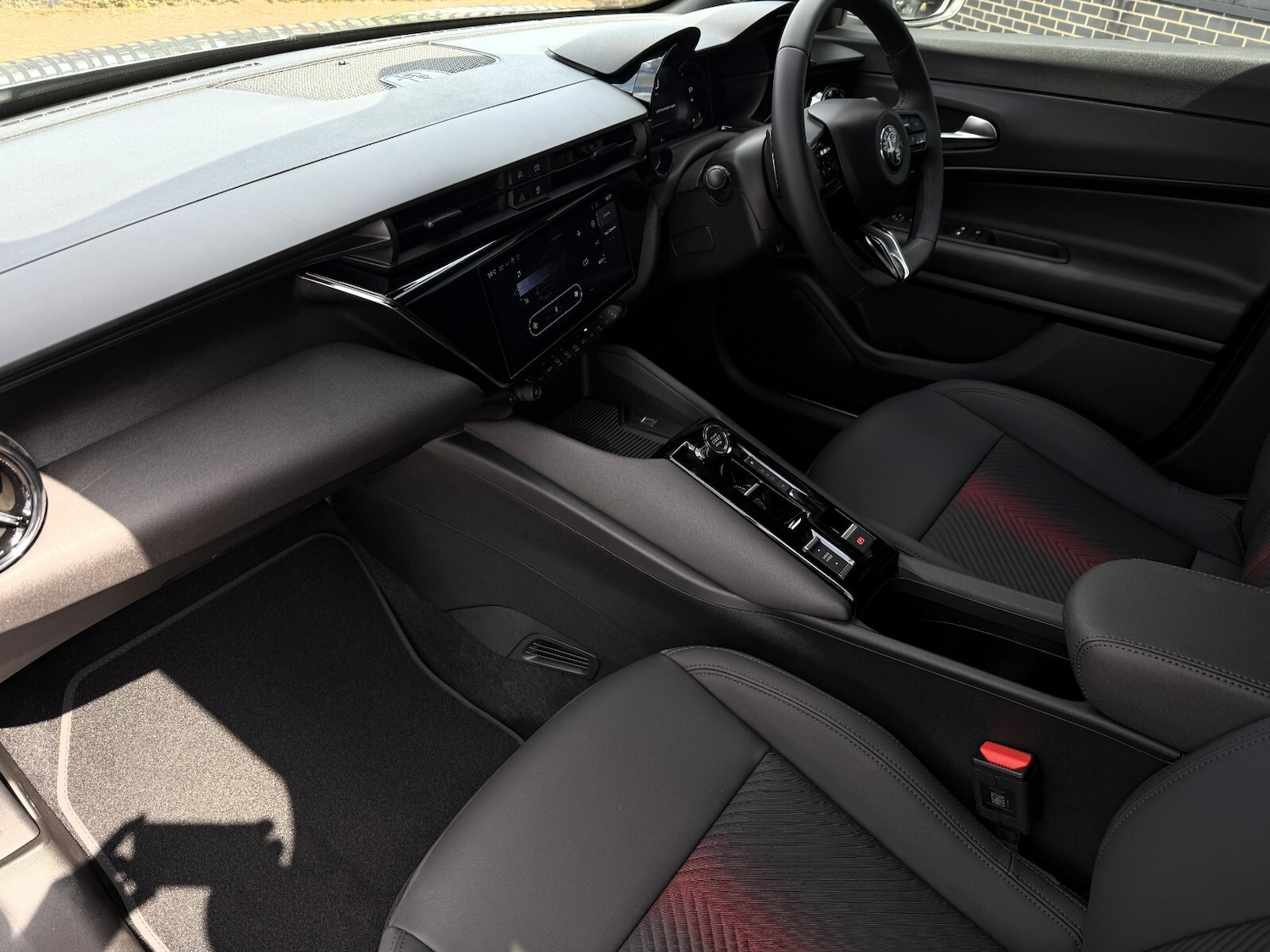 Used Alfa Romeo Junior for sale - 76872887: Photo 32