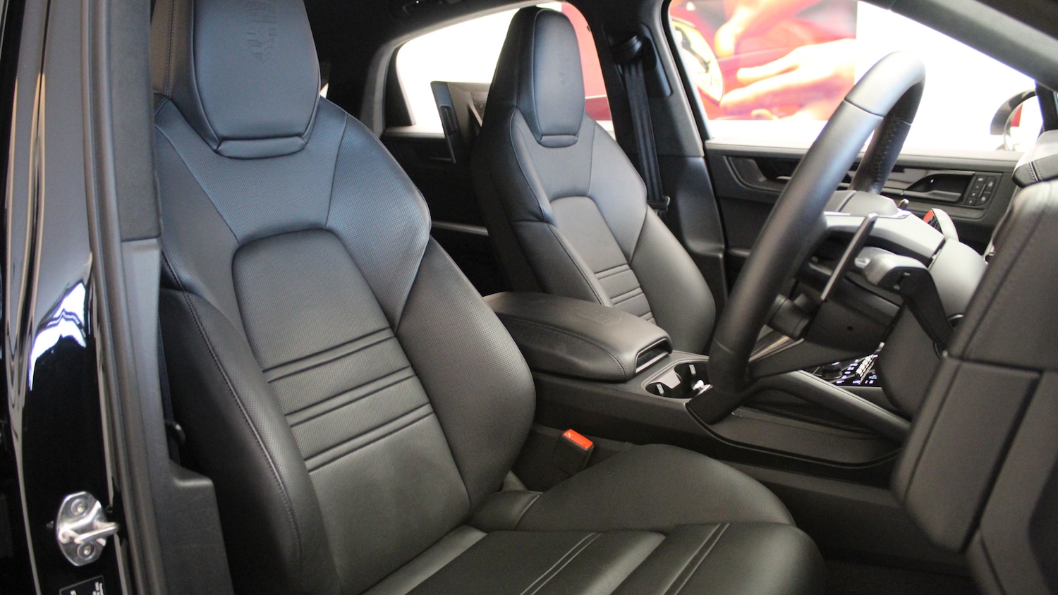 Used Porsche Cayenne 2025 for sale - 77743185: Photo 16