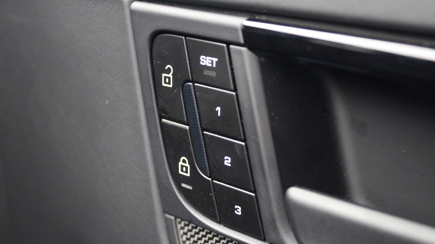 Used Porsche Cayenne 2025 for sale - 77743185: Photo 44