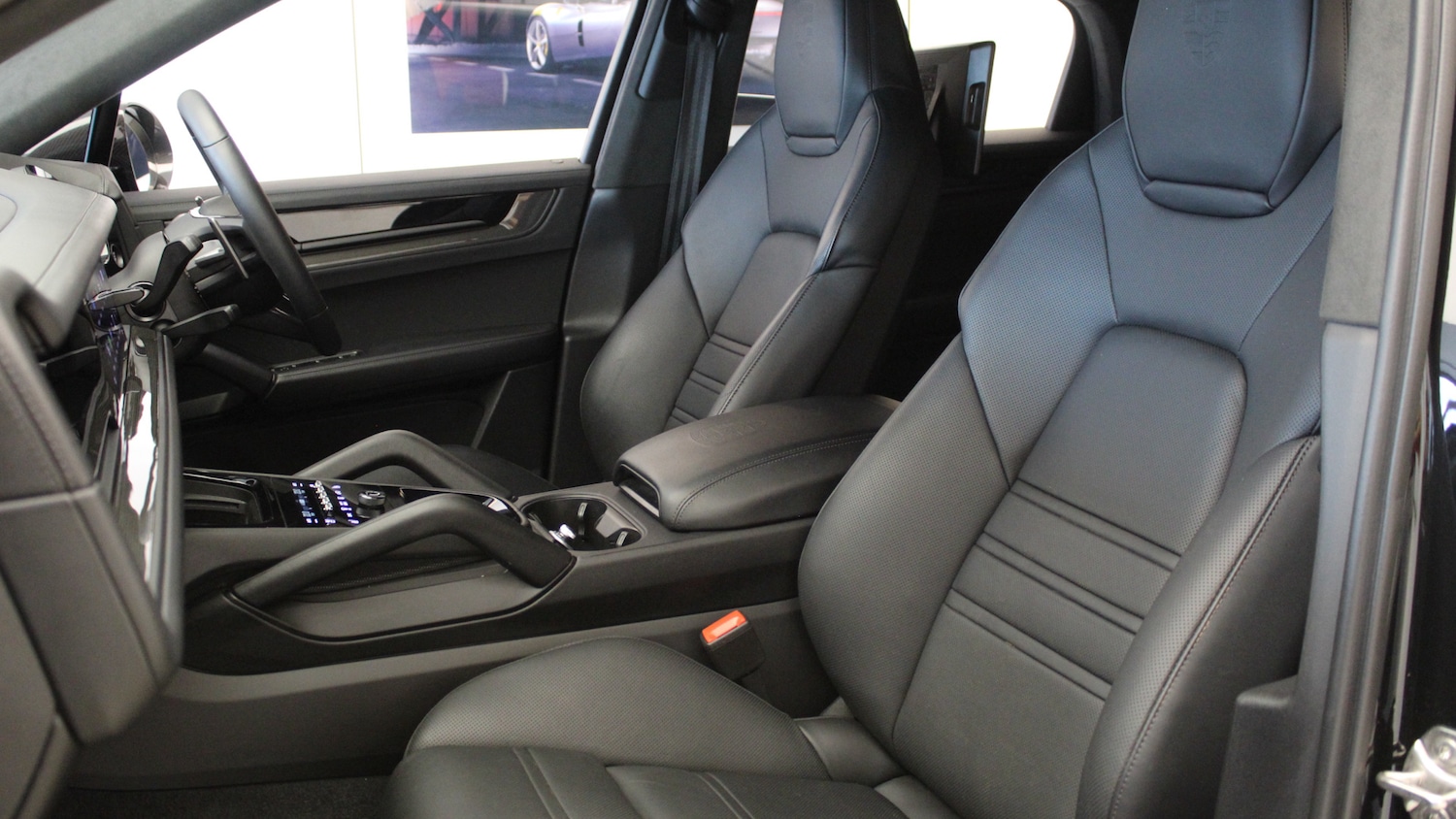 Used Porsche Cayenne 2025 for sale - 77743185: Photo 46