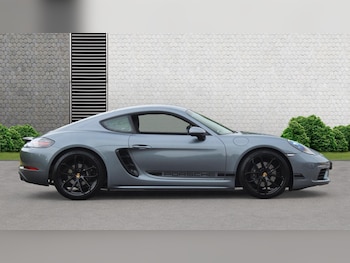 Used Porsche Cayman 2025 for sale - 78962310: Photo