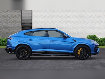 Used Lamborghini Urus 2021 for sale - 76477059: Photo