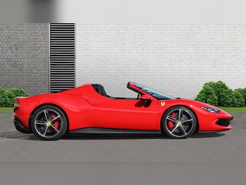 Used Ferrari 296 GTS 2024 for sale - 78329330: Photo