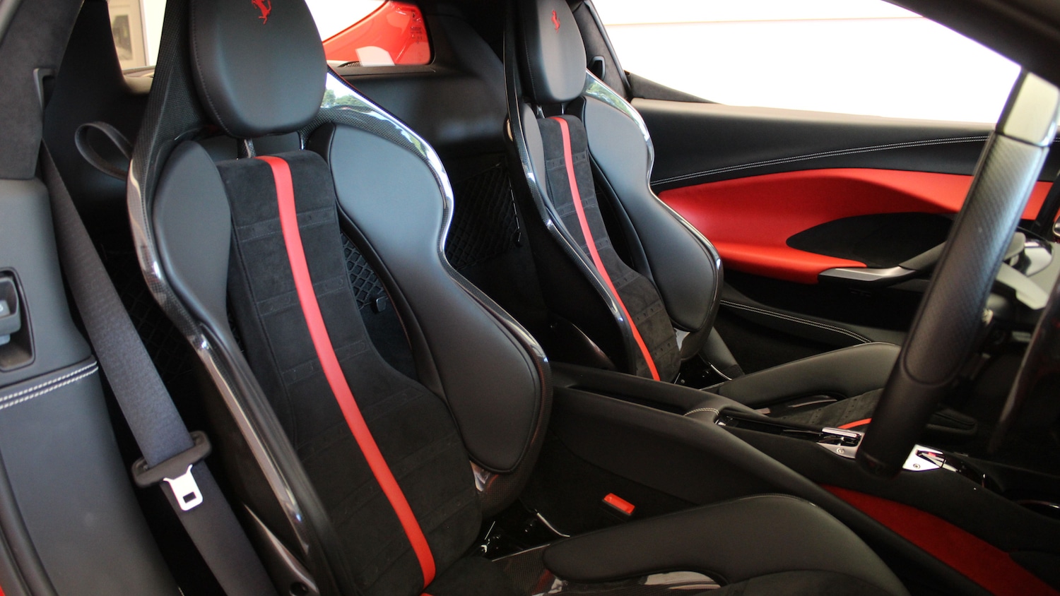 Used Ferrari 296 GTB 2023 for sale - 75641513: Photo 15