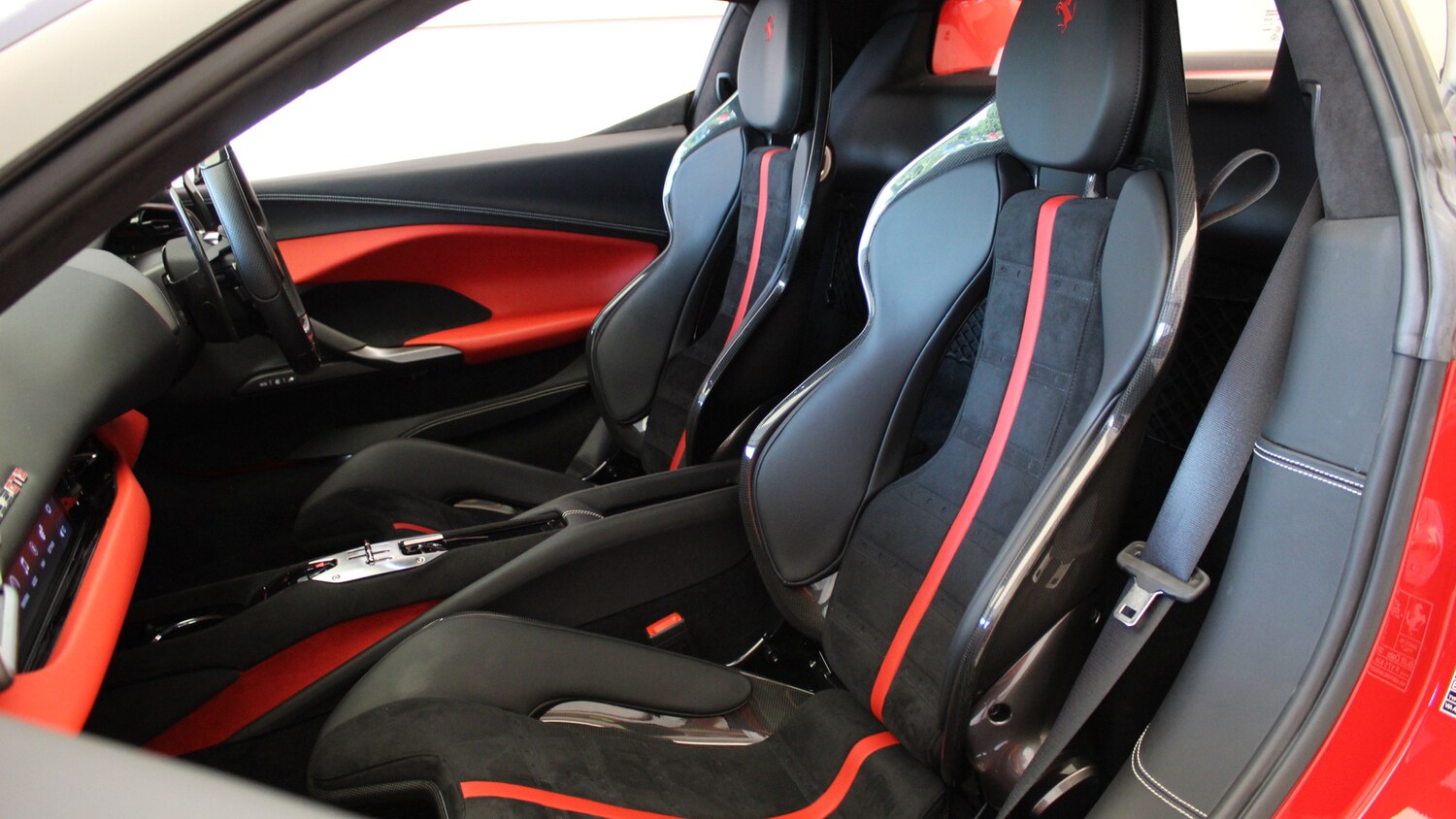 Used Ferrari 296 GTB 2023 for sale - 75641513: Photo 19