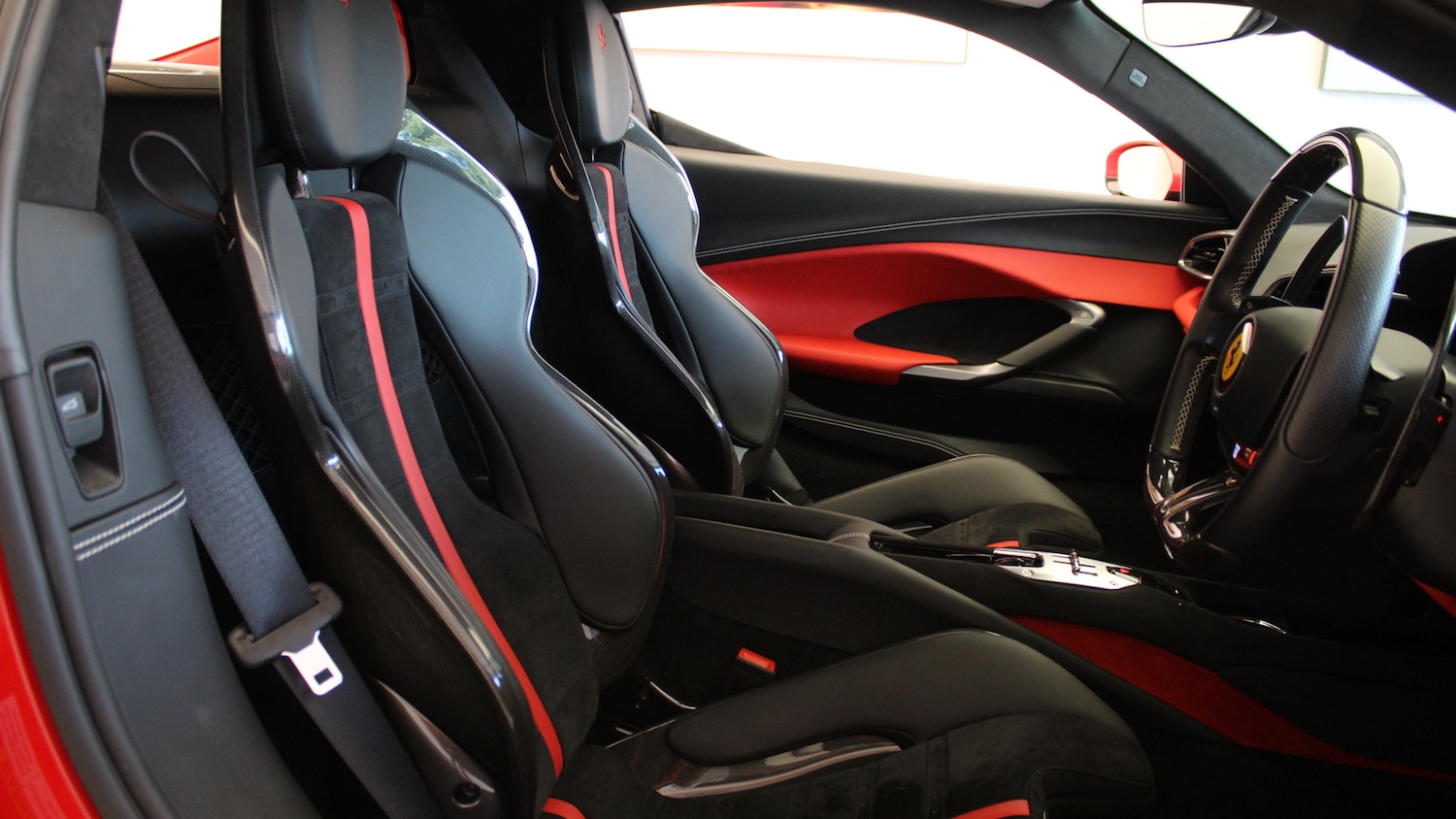 Used Ferrari 296 GTB 2023 for sale - 75641513: Photo 23