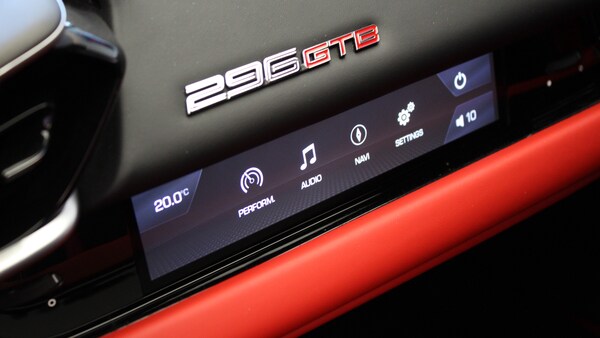 Used Ferrari 296 GTB 2023 for sale - 75641513: Photo 29