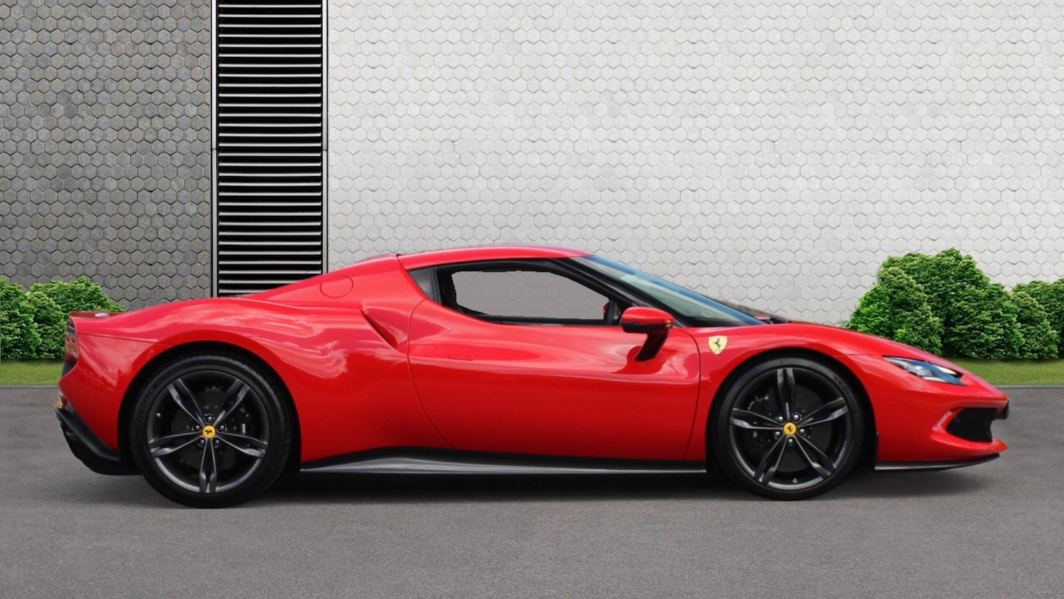 Used Ferrari 296 GTB 2023 for sale - 75641513: Photo 4