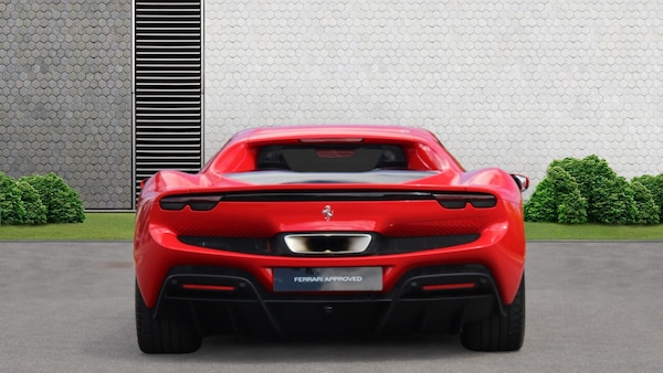 Used Ferrari 296 GTB 2023 for sale - 75641513: Photo 6