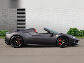 Used Ferrari 296 GTS 2023 for sale - 78239900: Photo