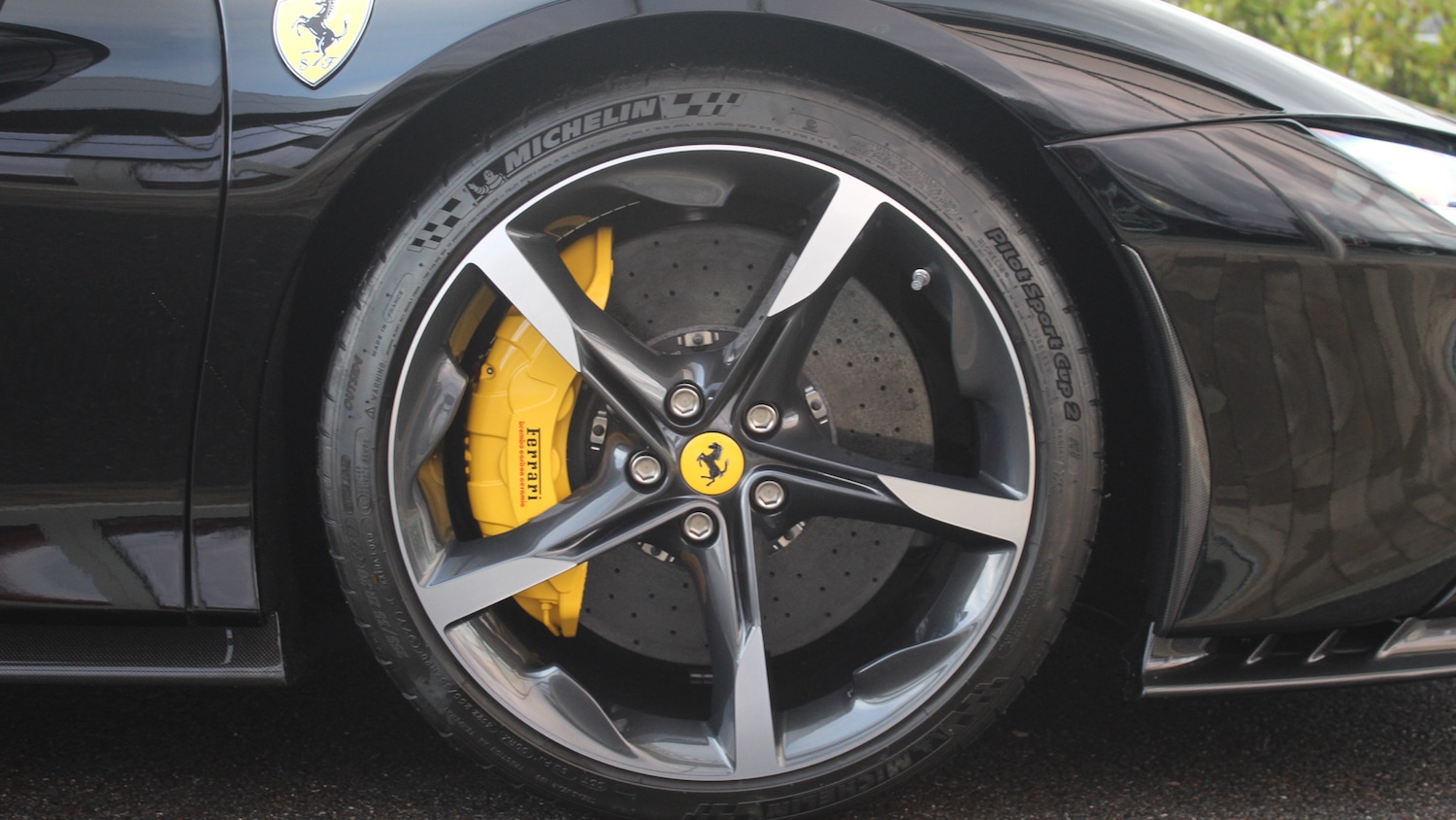 Used Ferrari SF90 Spider 2023 for sale - 76005932: Photo 10