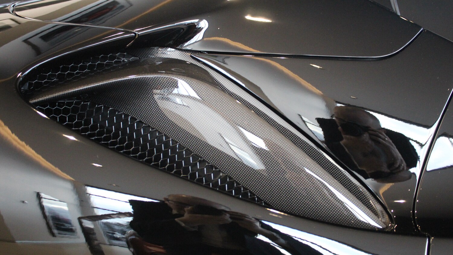 Used Ferrari SF90 Spider 2023 for sale - 76005932: Photo 12