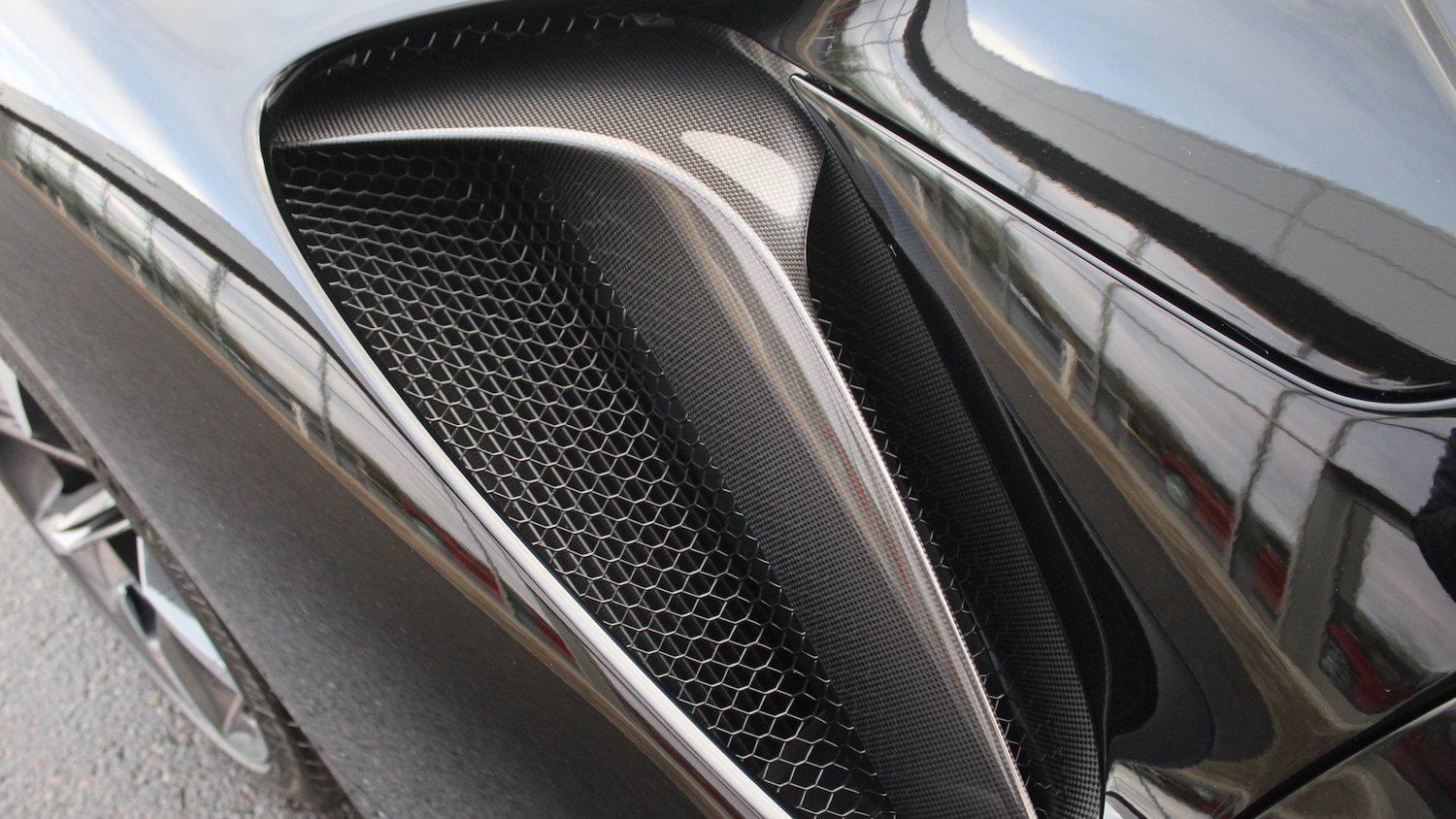 Used Ferrari SF90 Spider 2023 for sale - 76005932: Photo 14