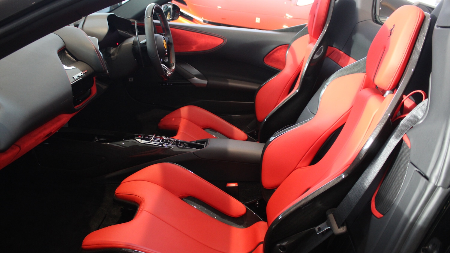 Used Ferrari SF90 Spider 2023 for sale - 76005932: Photo 24