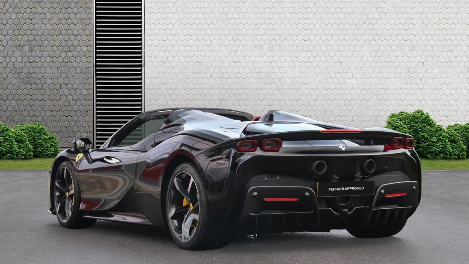 Used Ferrari SF90 Spider 2023 for sale - 76005932: Photo 7