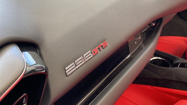 Used Ferrari 296 GTS 2023 for sale - 74264407: Photo 10